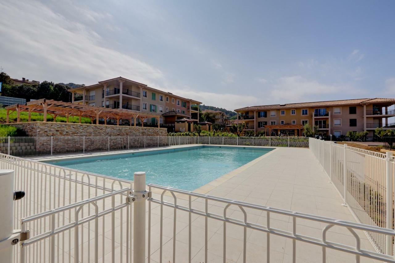 Le Petit Valmer Apartment ลาครัว-วัลแมร์ ภายนอก รูปภาพ