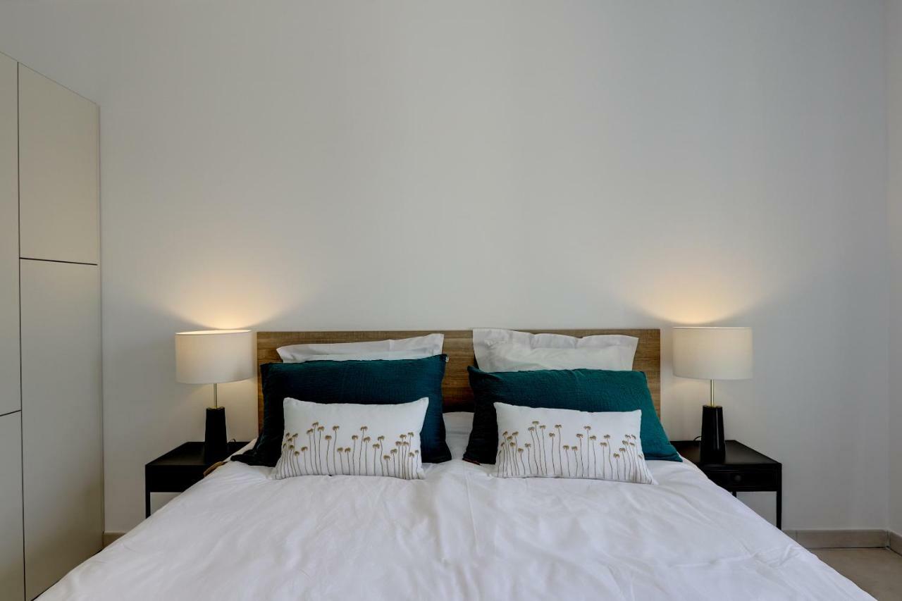 Le Petit Valmer Apartment ลาครัว-วัลแมร์ ภายนอก รูปภาพ